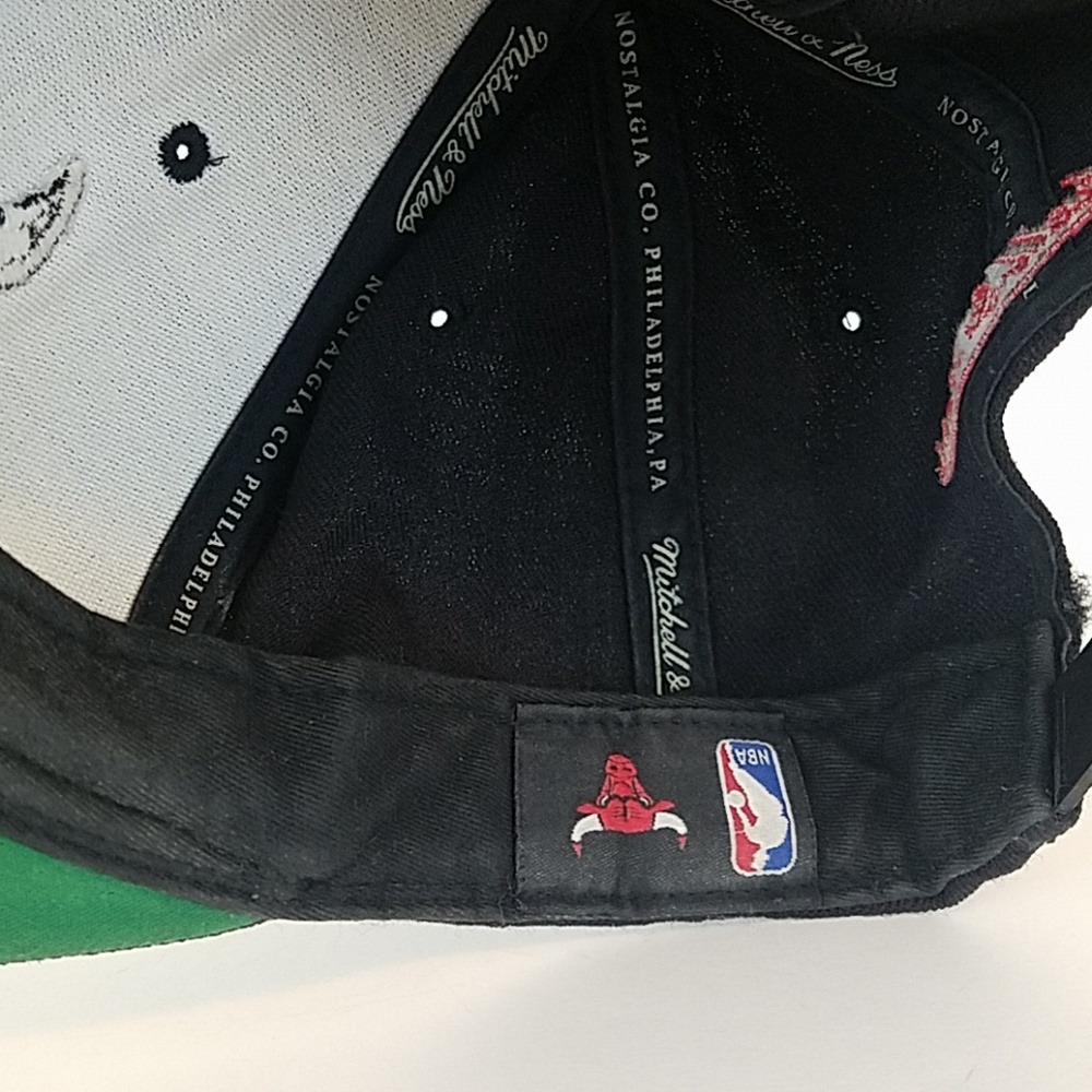 Chicago Bulls Mitchell & Ness NBA - Picture 6 of 8